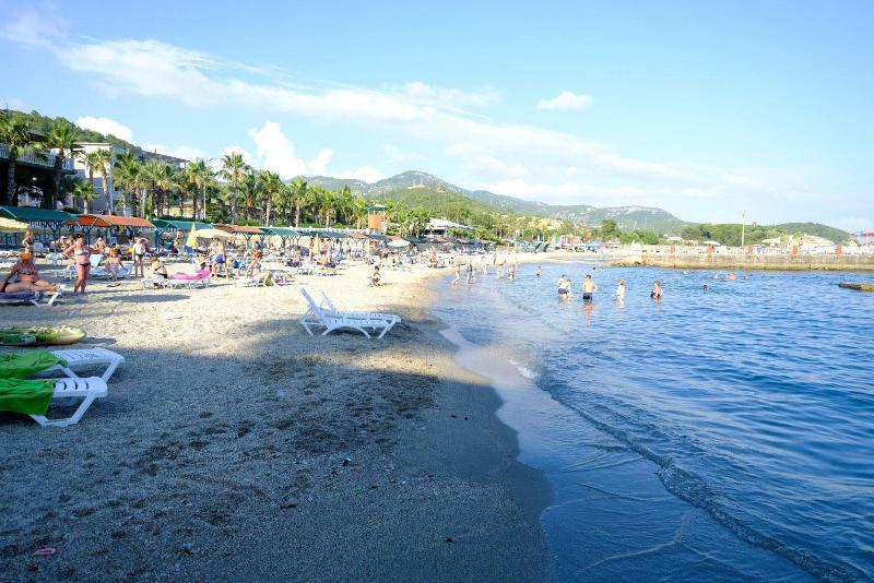 Larissa Hill Beach Hotel Konakli Ngoại thất bức ảnh